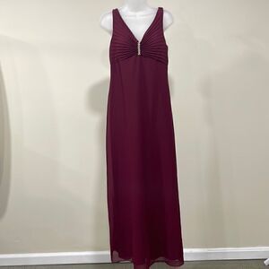 NWOT Metaphor semi formal wine maroon dress gown. Size 10 M medium
